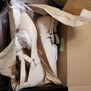 New Frye Strappy Flats